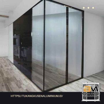 Pemasangan Partisi Kaca Aluminium Ruang Kantor di Bekasi Pemasangan Partisi Kaca Aluminium Ruang Kantor di Bekasi