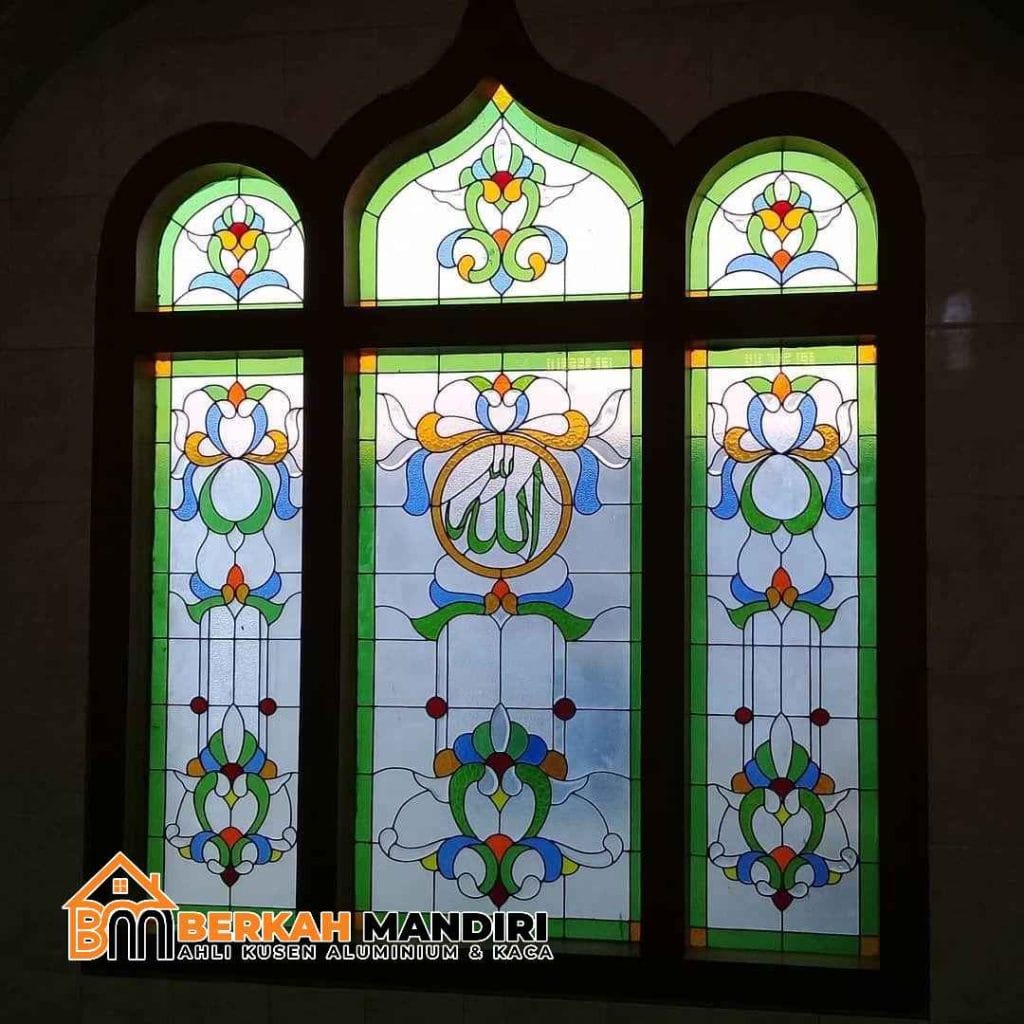 Tukang kaca patri custom untuk masjid di Jakarta Timur