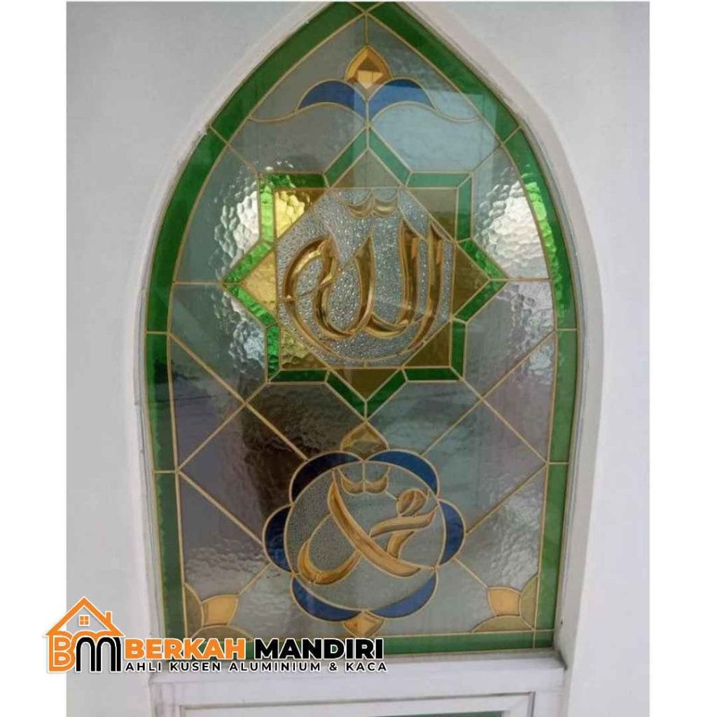 Tukang kaca patri Cikarang spesialis desain minimalis dan mewah