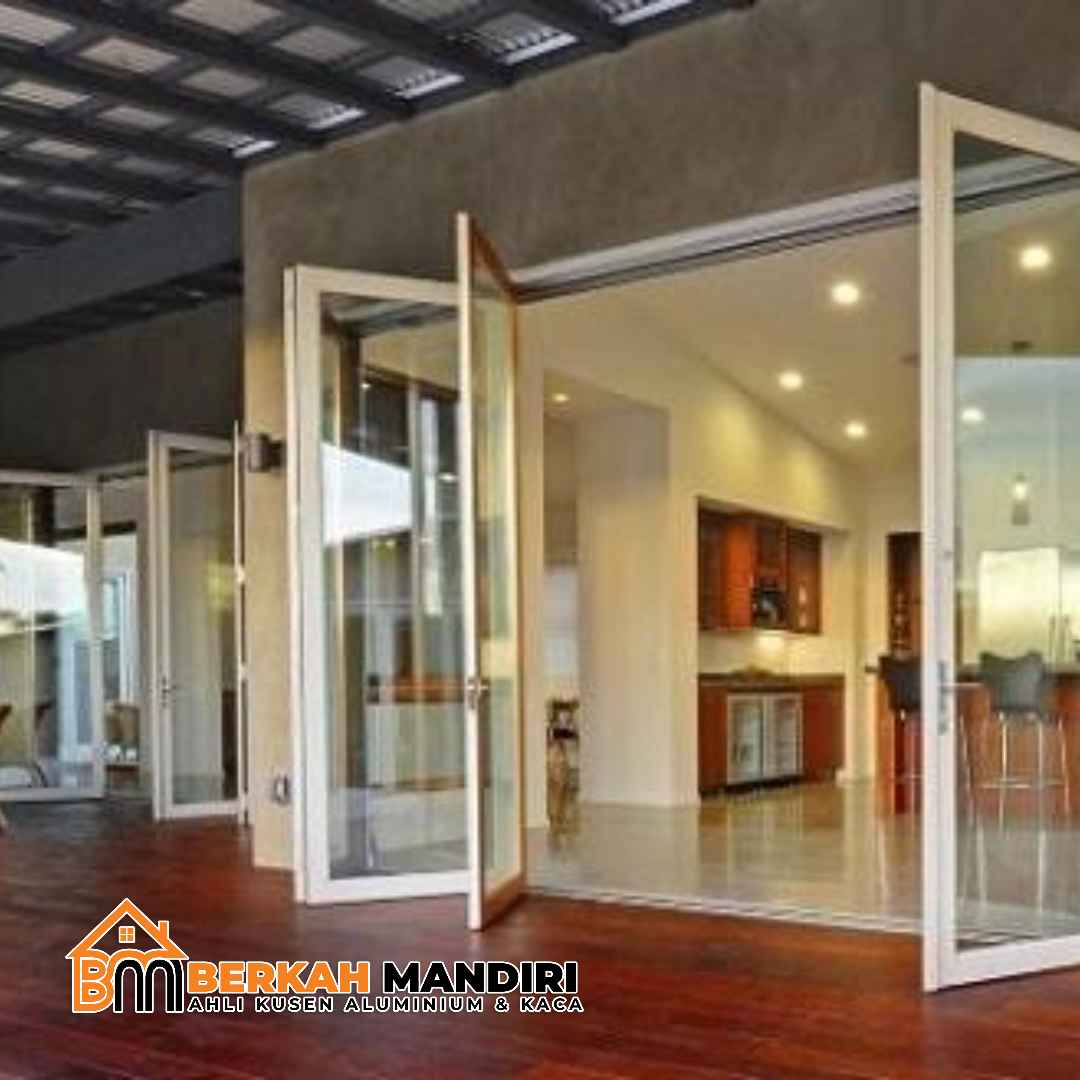 Spesialis Pintu Lipat Aluminium untuk Rumah Mewah Tangerang